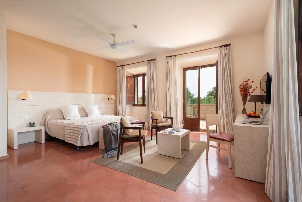 Santuari De Cura Hotel Làng Làng Randa Ngoại thất bức ảnh