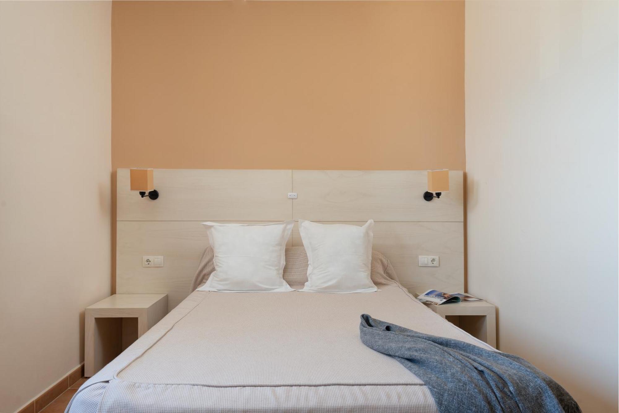 Santuari De Cura Hotel Làng Làng Randa Phòng bức ảnh