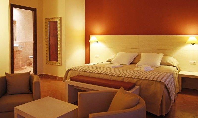 Santuari De Cura Hotel Làng Làng Randa Ngoại thất bức ảnh
