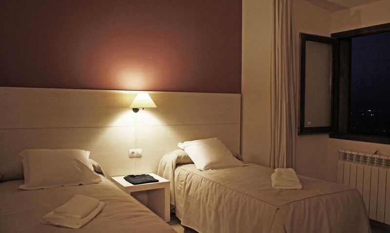 Santuari De Cura Hotel Làng Làng Randa Ngoại thất bức ảnh